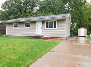 109 Gem St, East Peoria, IL 61611