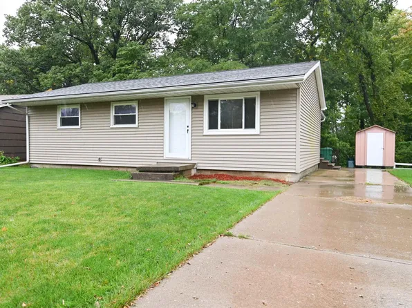 109 Gem St, East Peoria, IL 61611