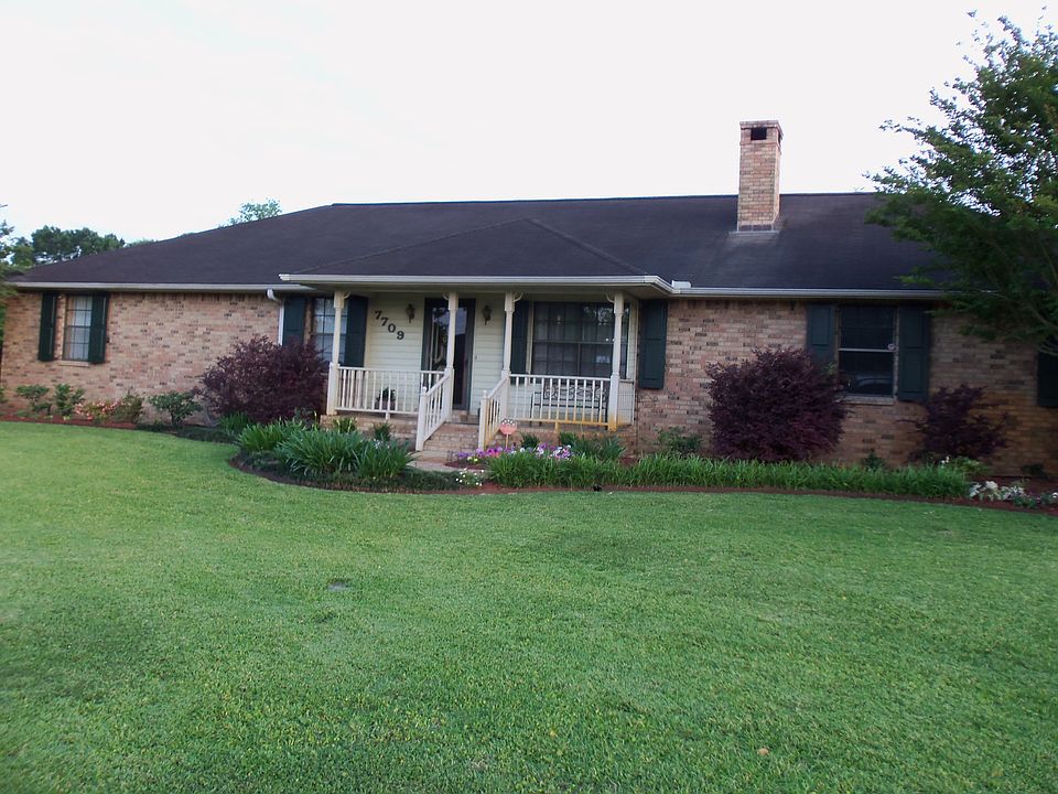 1st image of 7709 Lake Wood Dr