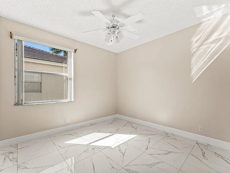 5872 NW 73rd Ct — Photo 17