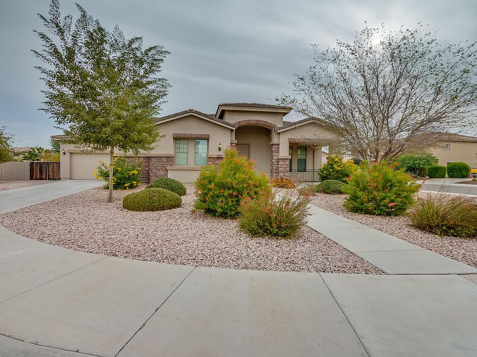 1st image of 4557 N 153rd Ln