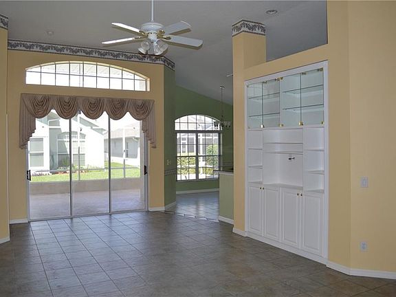 5th image of 208 Fleming Ln
