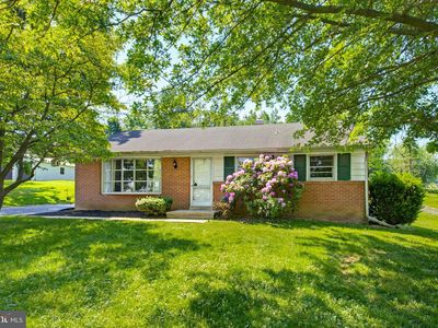 4066 Marietta Ave, Mount Joy, PA, 17552
