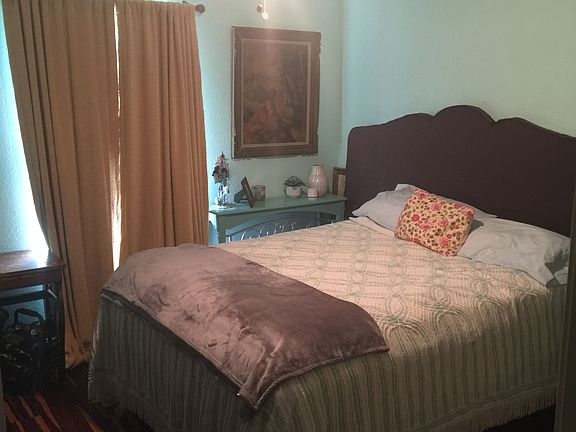 4th image of 1424 Katy St