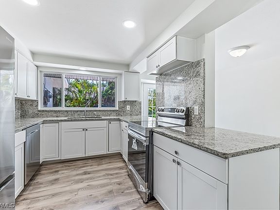 4th image of 13450 McGregor Blvd