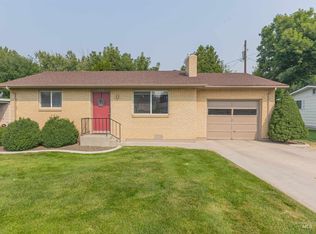 1518 E Dakota Ave, Nampa, ID 83686