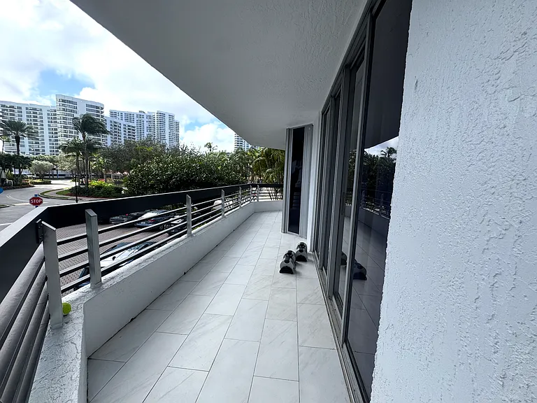 19195 Mystic Pointe Dr #205 — Photo 11