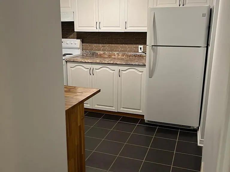133 Spadina Ave #2 — Photo 4