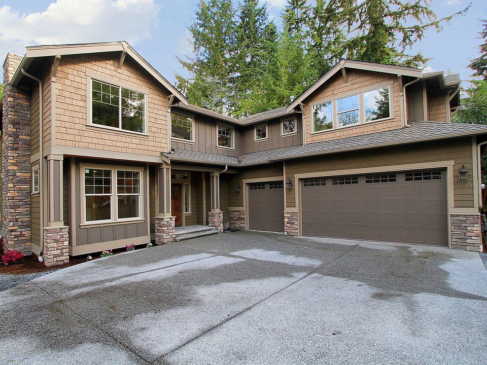 1st image of 12525 NE 70th St