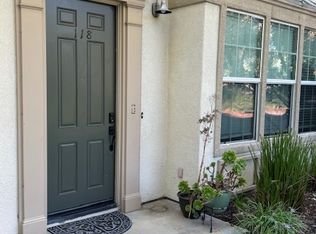 27056 Victoria Ln UNIT 118, Santa Clarita, CA 91355