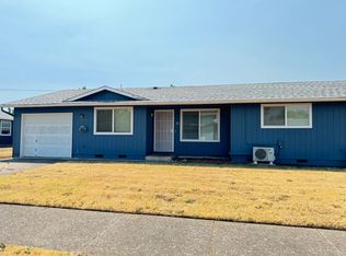 31 T St, Springfield, OR 97477