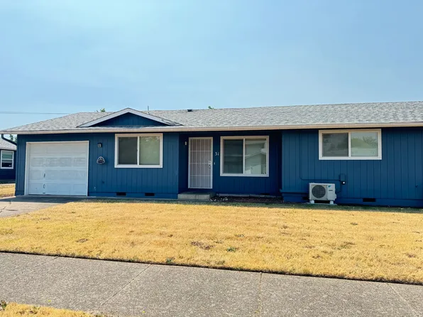 31 T St, Springfield, OR 97477