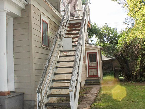 4th image of 432 2nd Ave