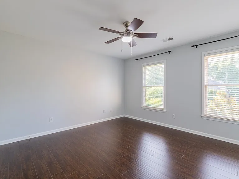10191 Wynmanor Dr — Photo 15