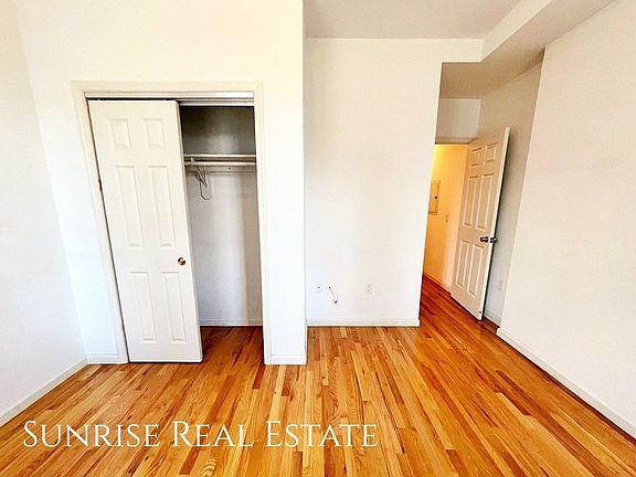 5th image of 228 4th Ave #3