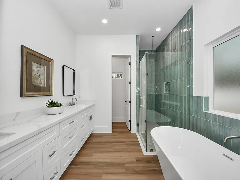 23855 Creekwood Dr — Photo 36