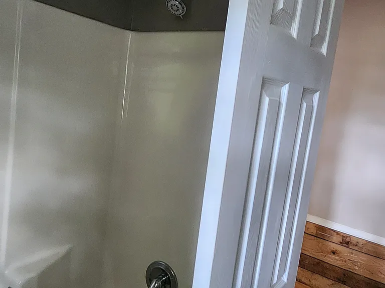 132 Pineview St — Photo 32