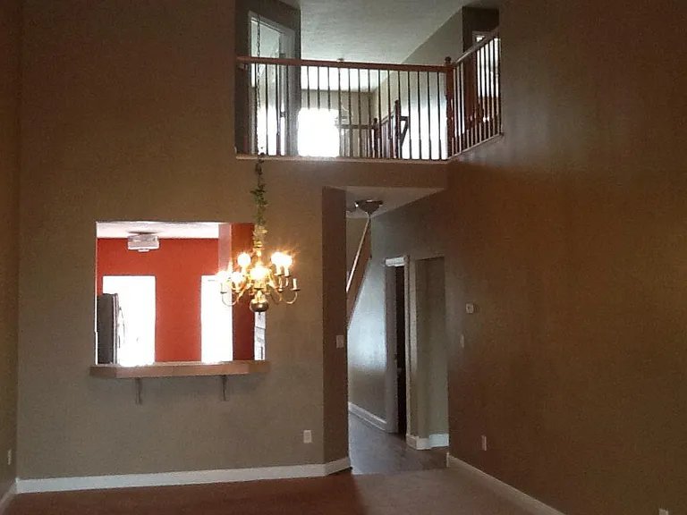 2298 Limestone Way — Photo 2