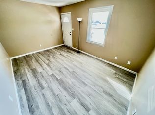 925 Parkview Dr APT 15, Boonville, IN 47601