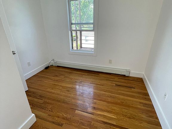 3rd image of 110 Kimball Ave #2A