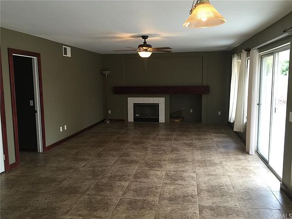 4th image of 45245 Desert Air St