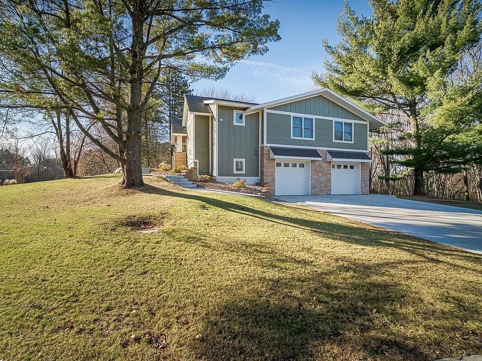 1st image of 520 Marquee Ct