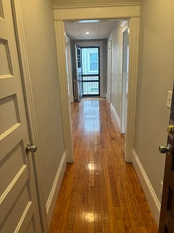 3 bed, 1.0 bath, 900 sqft, $3,000 — Photo 1