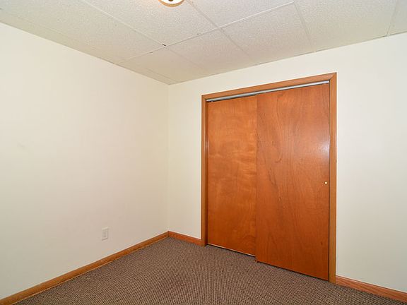 4th image of 1464-66 S 92nd St