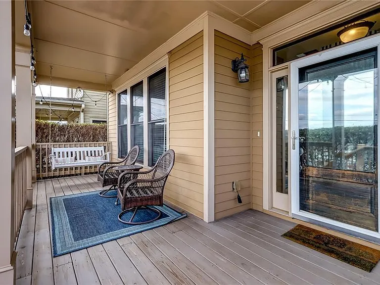 345 Chastain St SE — Photo 2