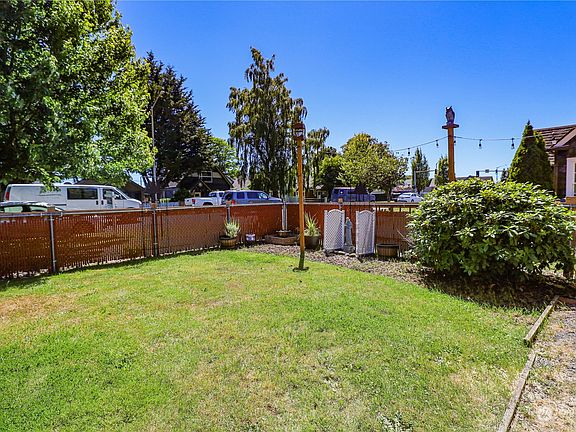 3rd image of 2315 Sumner Avenue