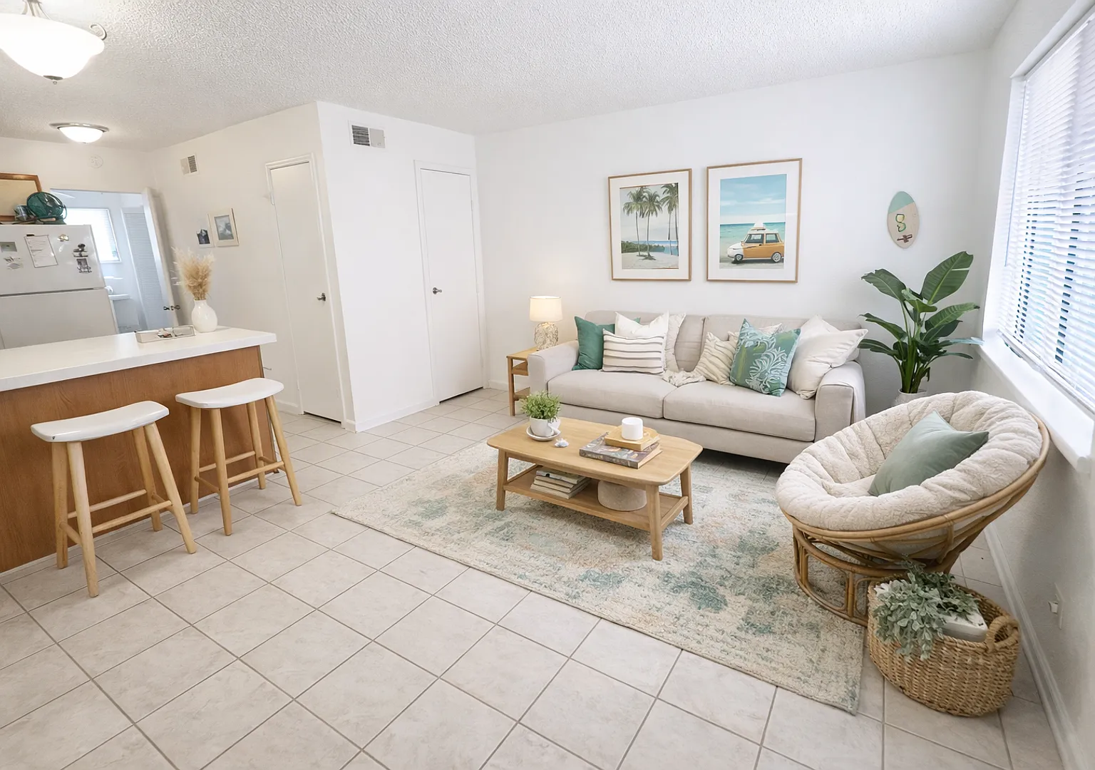 True 1 Bedroom Overlooking Doak Campbell — Photo 1