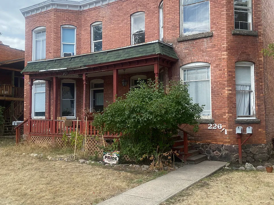 226-228 S 3rd St W #3