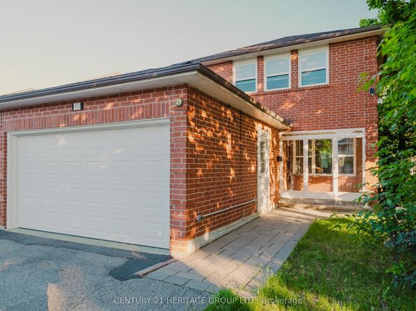49 Gray Cres, Richmond Hill, ON L4C 5V4