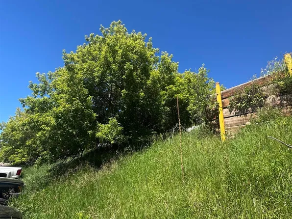 709 Railroad Ave, Lead, SD 57754