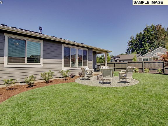 2nd image of 8143 SE Reddington St #271
