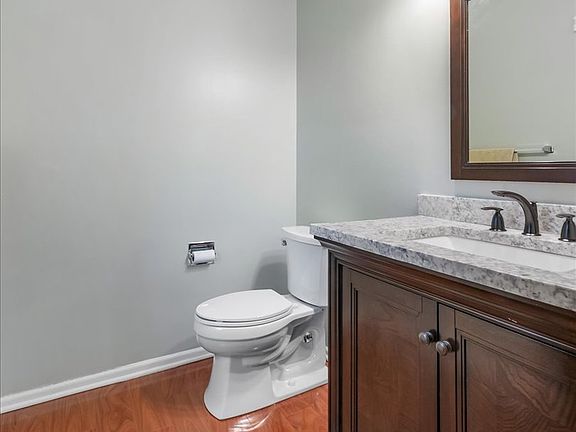 4th image of 4126 Crimson Dr