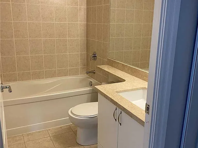 111 Upper Duke Cres #1007 — Photo 13
