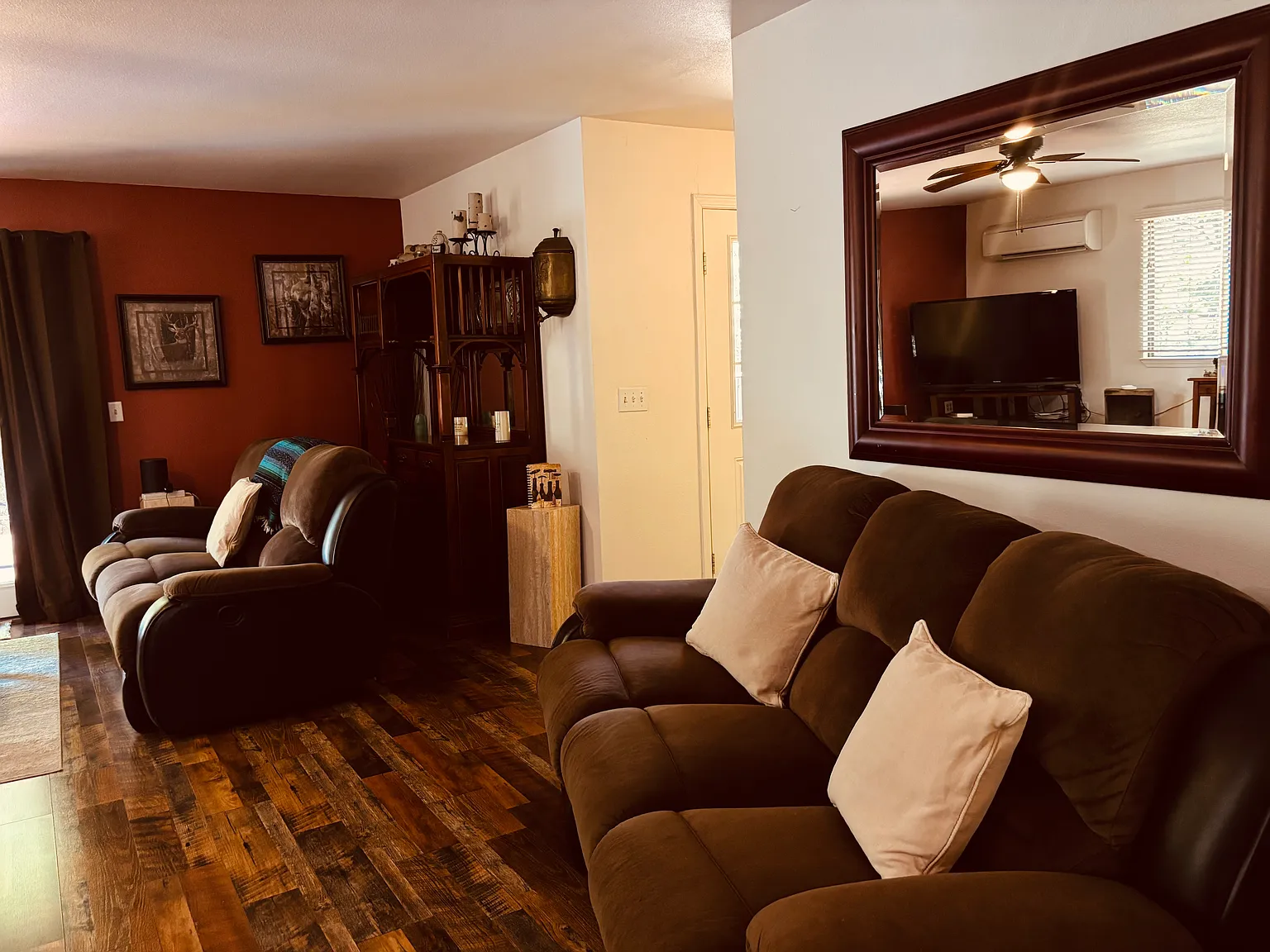 2 bed, 1200 sqft, $2,200 — Photo 4