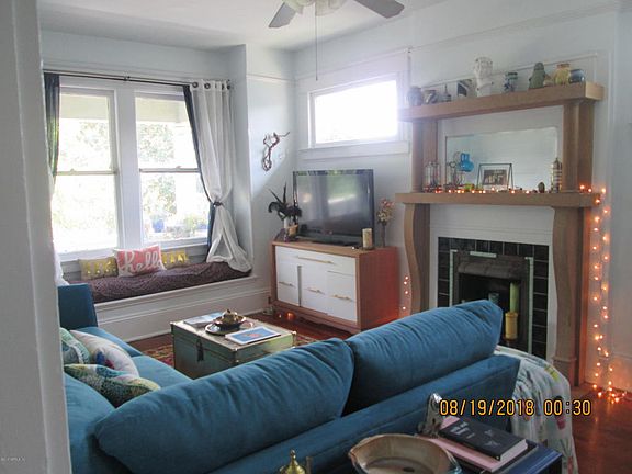 5th image of 2569 Forbes St
