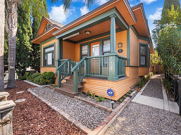 2nd image of 748 Daisy Ave