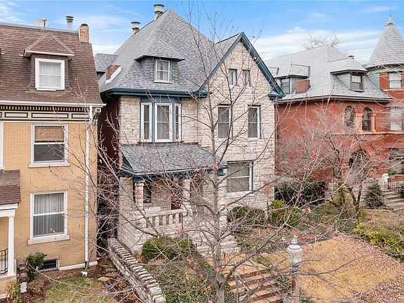 3rd image of 4549 Westminster Pl