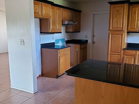 3rd image of 2181 SE Flagstone Ct