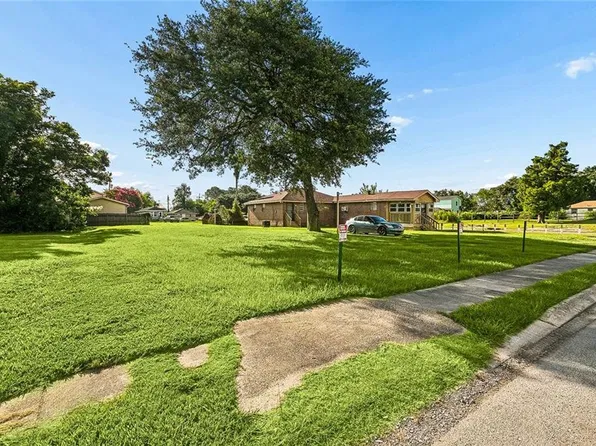 4405 Dale St, New Orleans, LA 70126