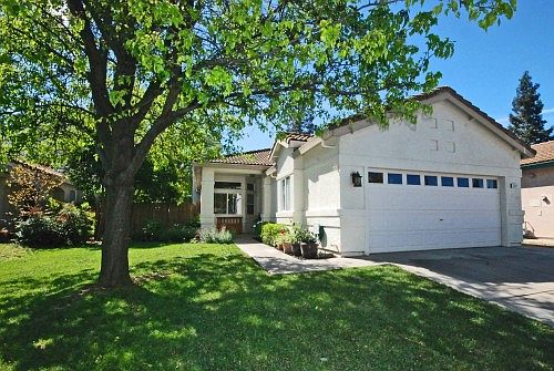 1st image of 347 Redwing Dr