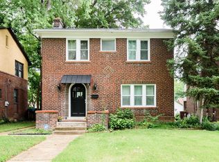 6763 Chamberlain Ave, Saint Louis, MO 63130