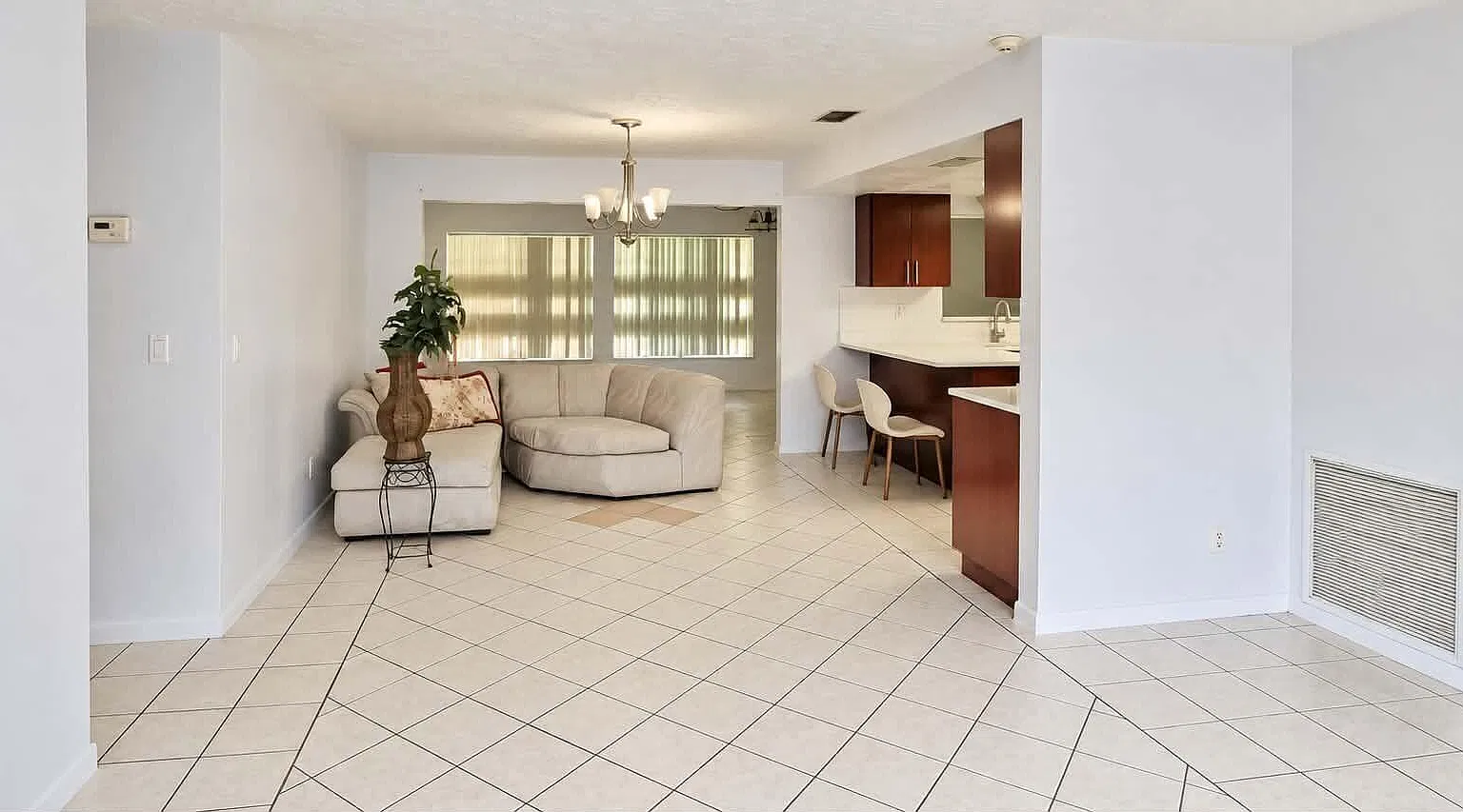 2 bed, 2.0 bath, 1274 sqft, $2,200 — Photo 4