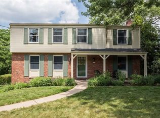 117 Cherrington Dr, Pittsburgh, PA 15237