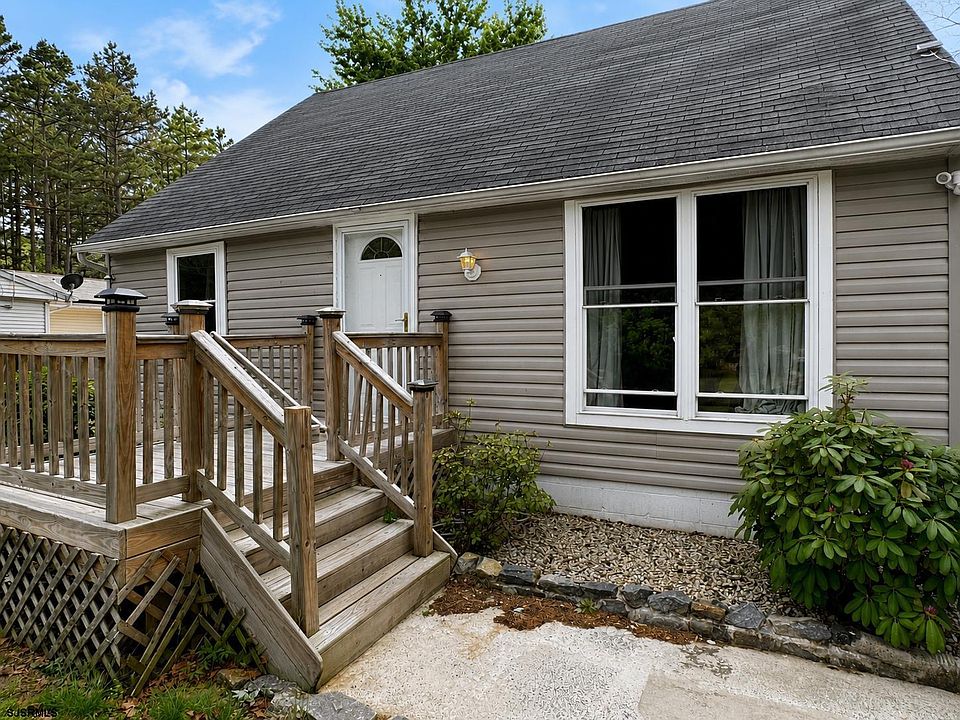 1st image of 221 Meyner Ln