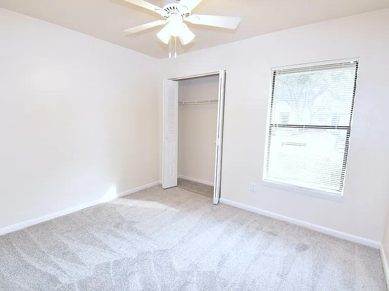 North Pointe Villas — Photo 32