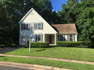 5528 Virgin Rock Rd, Centreville, VA 20120